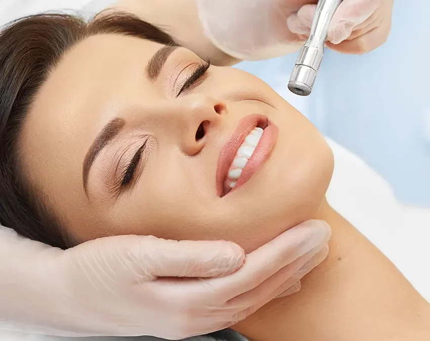 Botox vs. Dermal Fillers: What’s the Difference and Which Is Right for You?